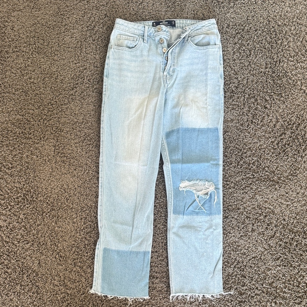 Hollister Ultra-High Rise Vintage Straight Jeans with Distressed Details Size 3